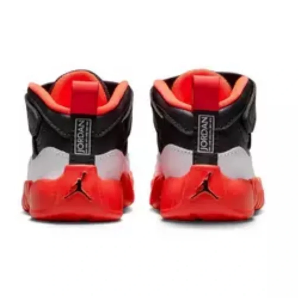 Jordan Jumpman Two Trey 